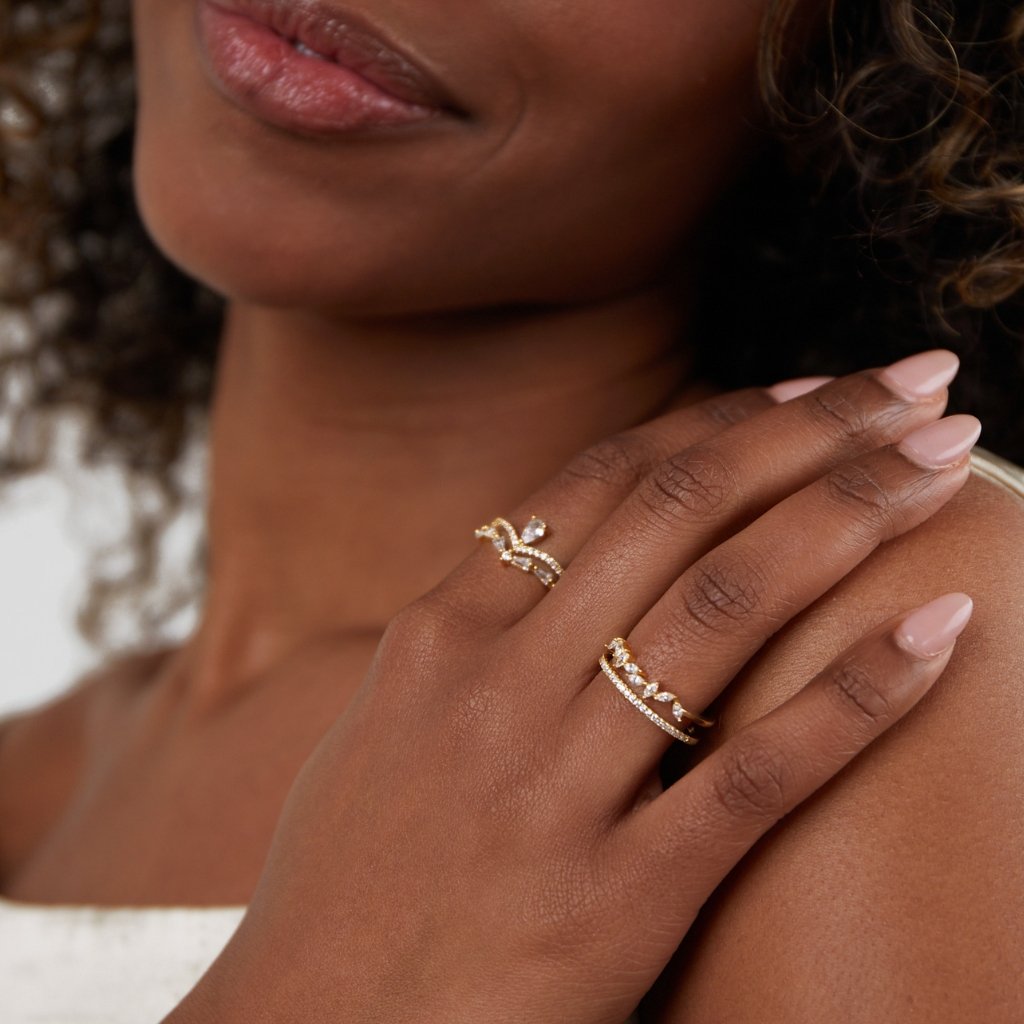 Elegant Crystal Ring