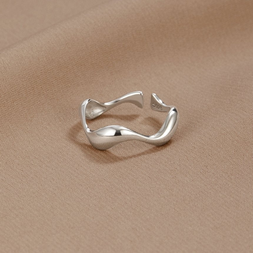 Minimalist Ring