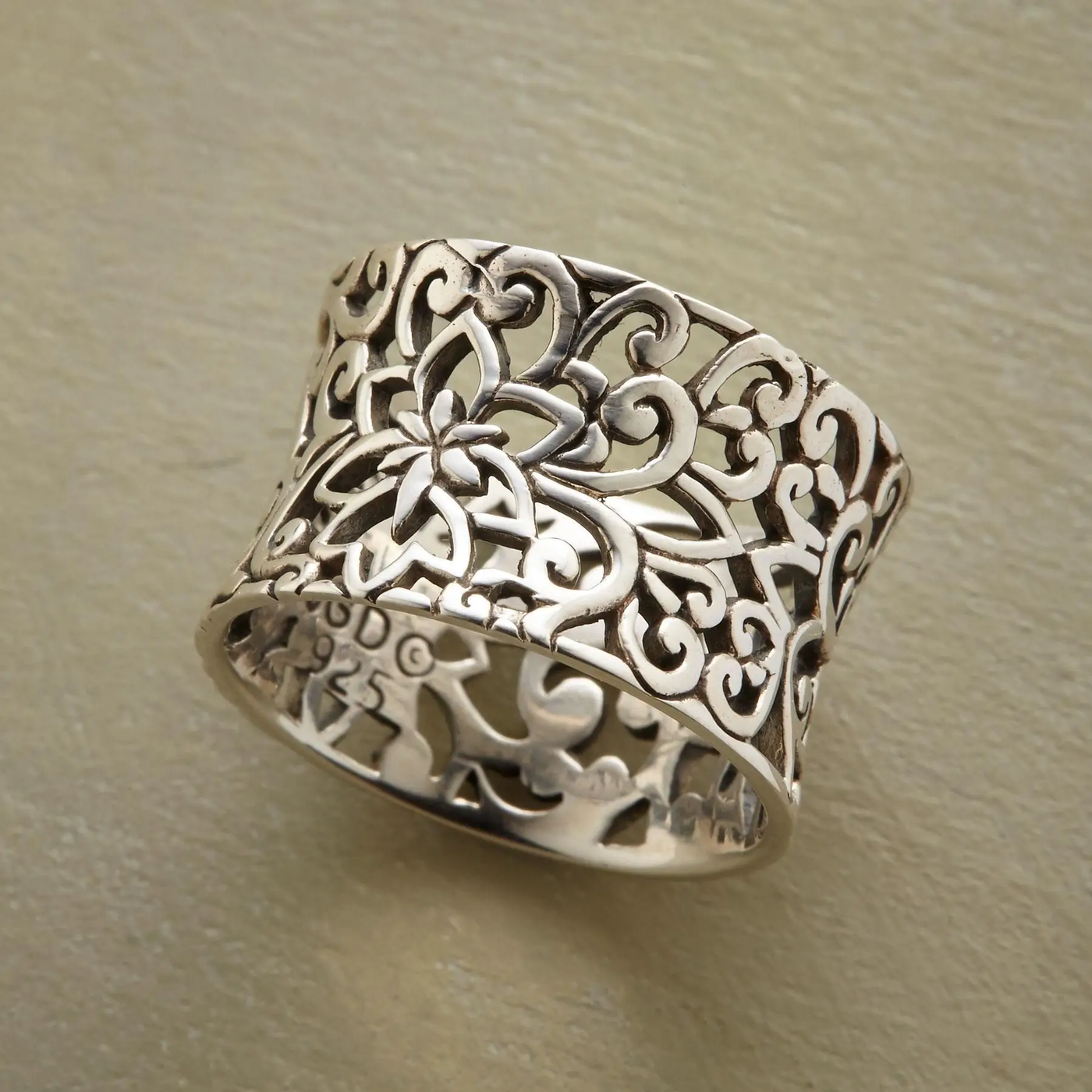 Eloura™ Vintage Silver Hollow Ring