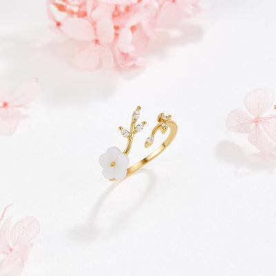 White Flower Ring
